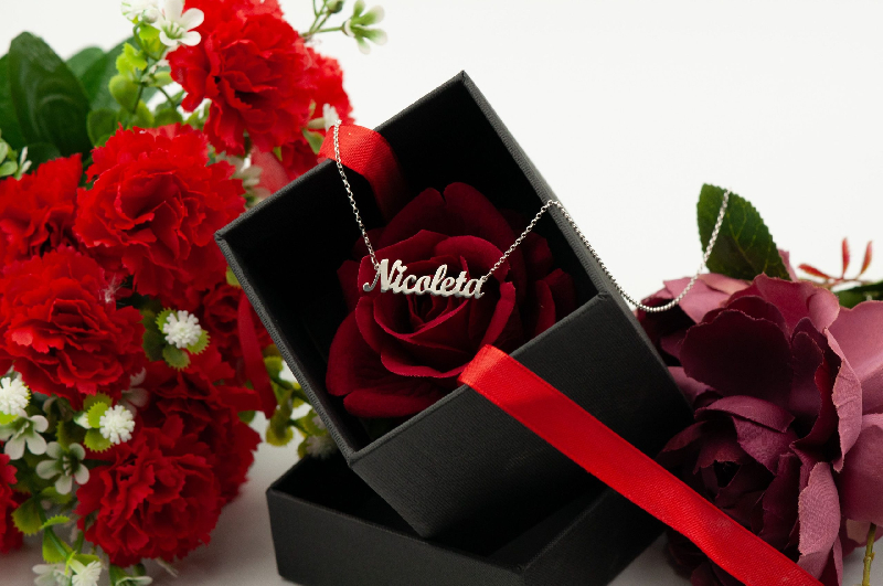 pandantiv cu nume personalizat argint